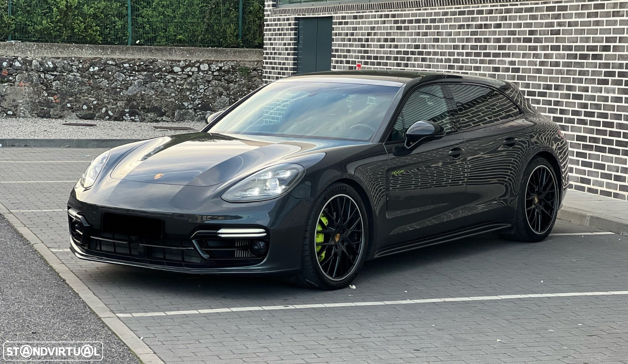 Porsche Panamera Sport Turismo 4 E-Hybrid - 10