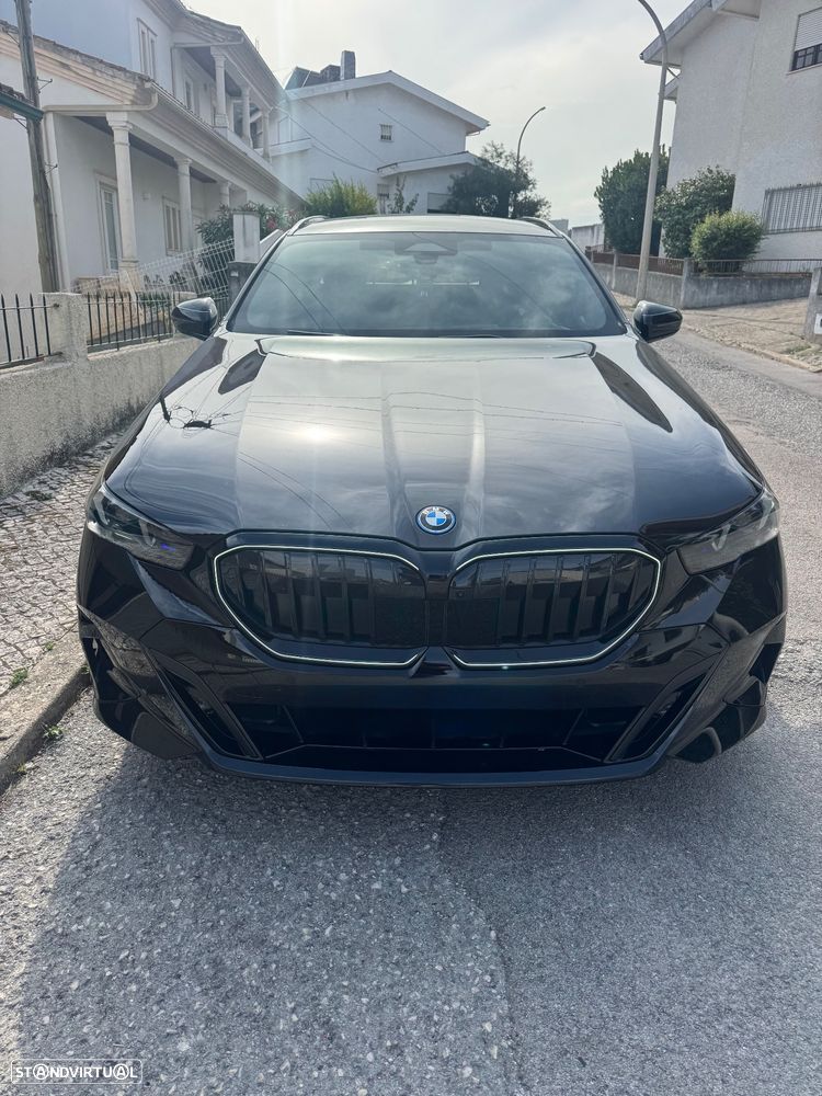 BMW 530 Gran Turismo - 1