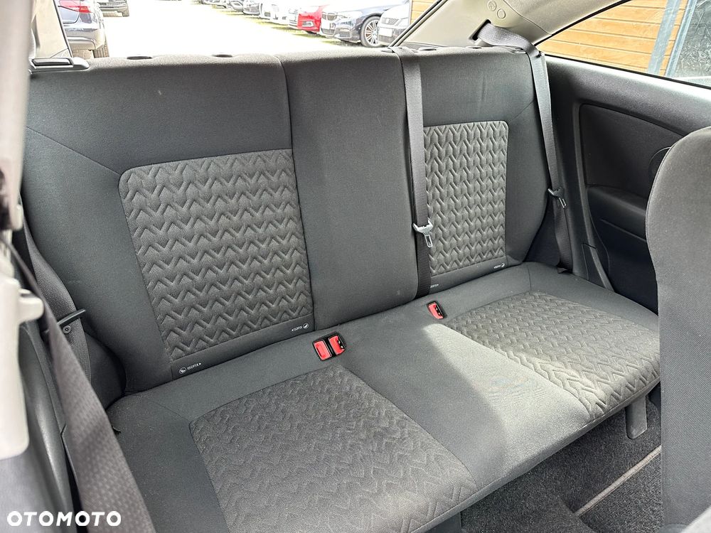 Opel Corsa - 19