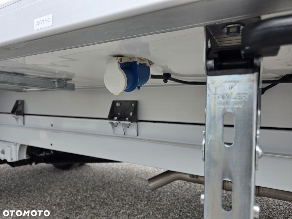 Mercedes-Benz Sprinter chłodnia mroźnia  519 bliźniak Thermo king 8 palet - 19