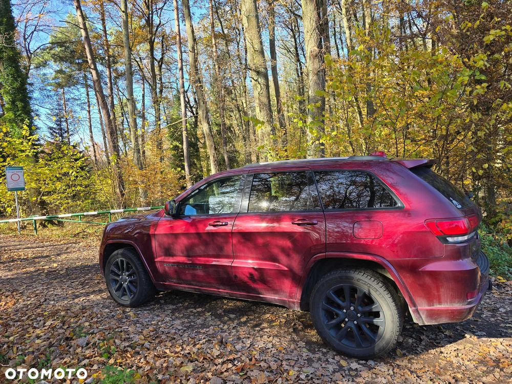 Jeep Grand Cherokee - 2