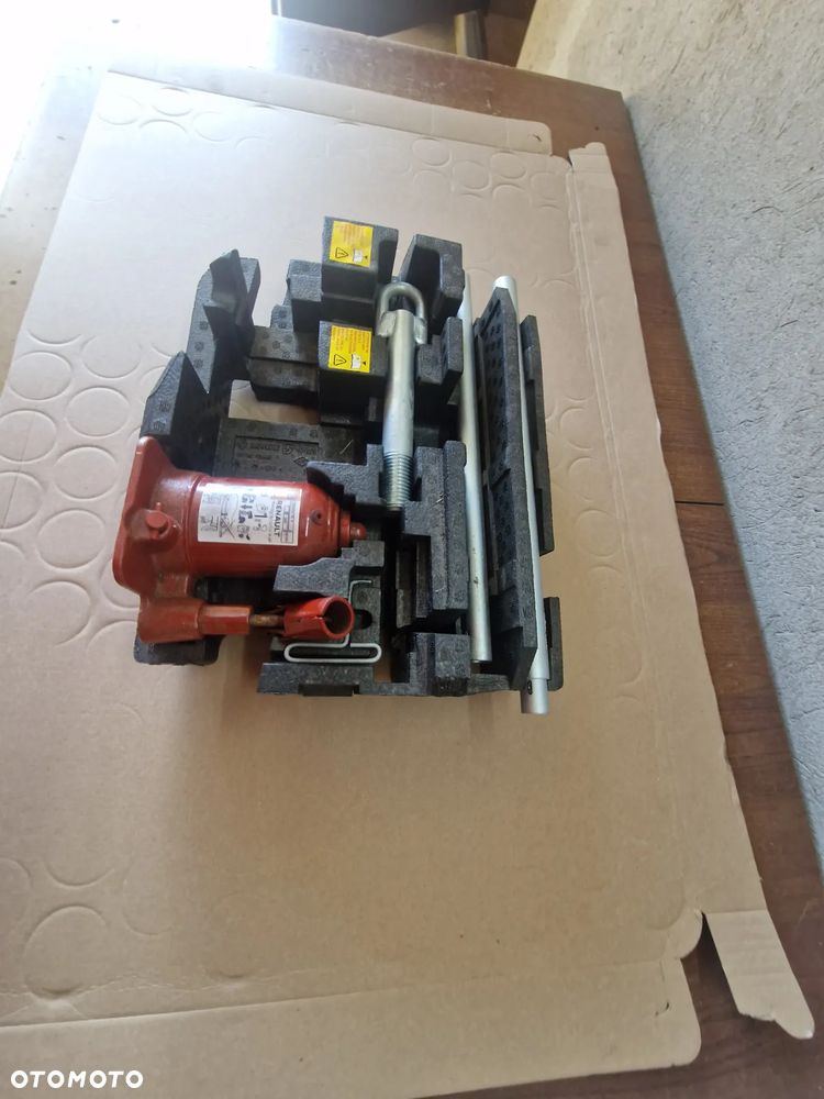 LEWAREK KLUCZ ZESTAW NAPRAWCZY RENAULT MASTER IV - 10