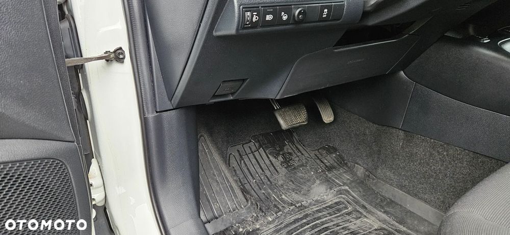 Toyota Corolla 1.8 Hybrid Comfort - 20