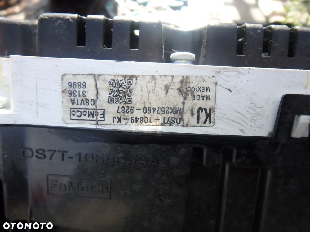 Licznik DS71-10849-KJ Ford Fusion 2.5B - 2