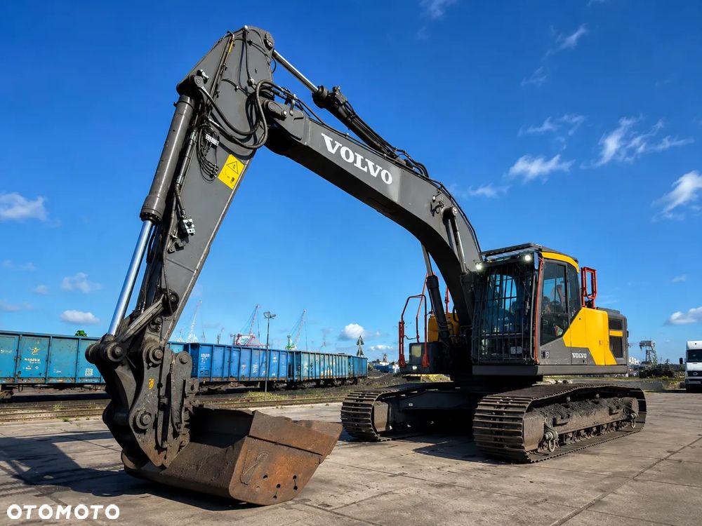 Volvo EC200el - 5