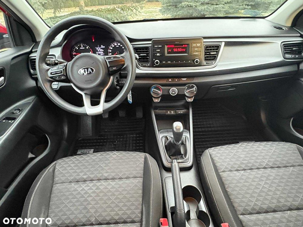 Kia Rio - 16