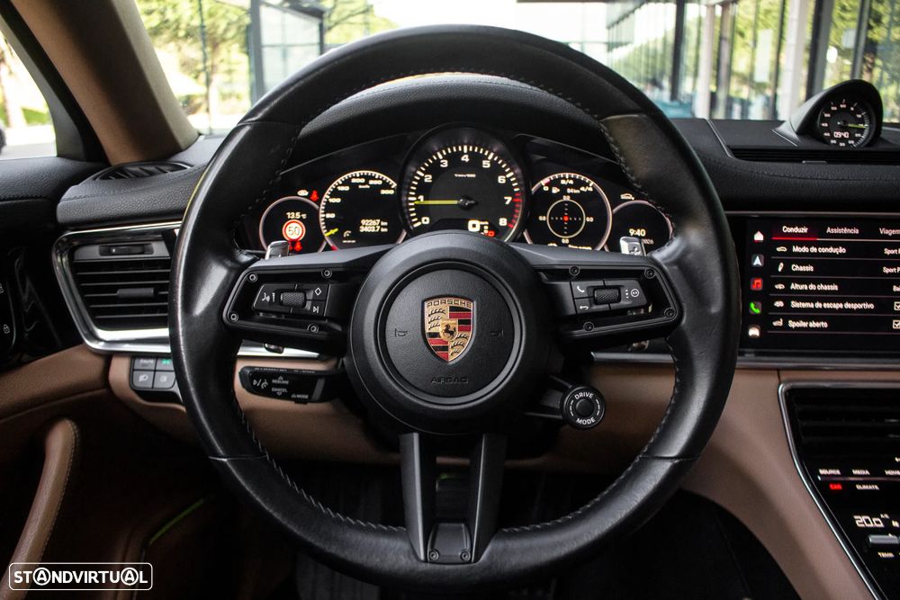 Porsche Panamera 4 E-Hybrid Platinum Edition - 13