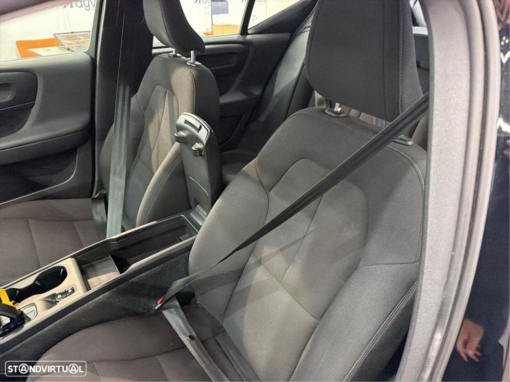 Peugeot 3008 1.5 BlueHDi GT EAT8 - 6