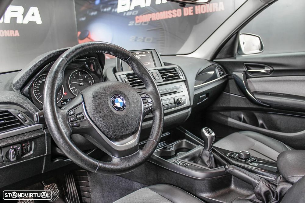 BMW 118 d Line Urban - 19