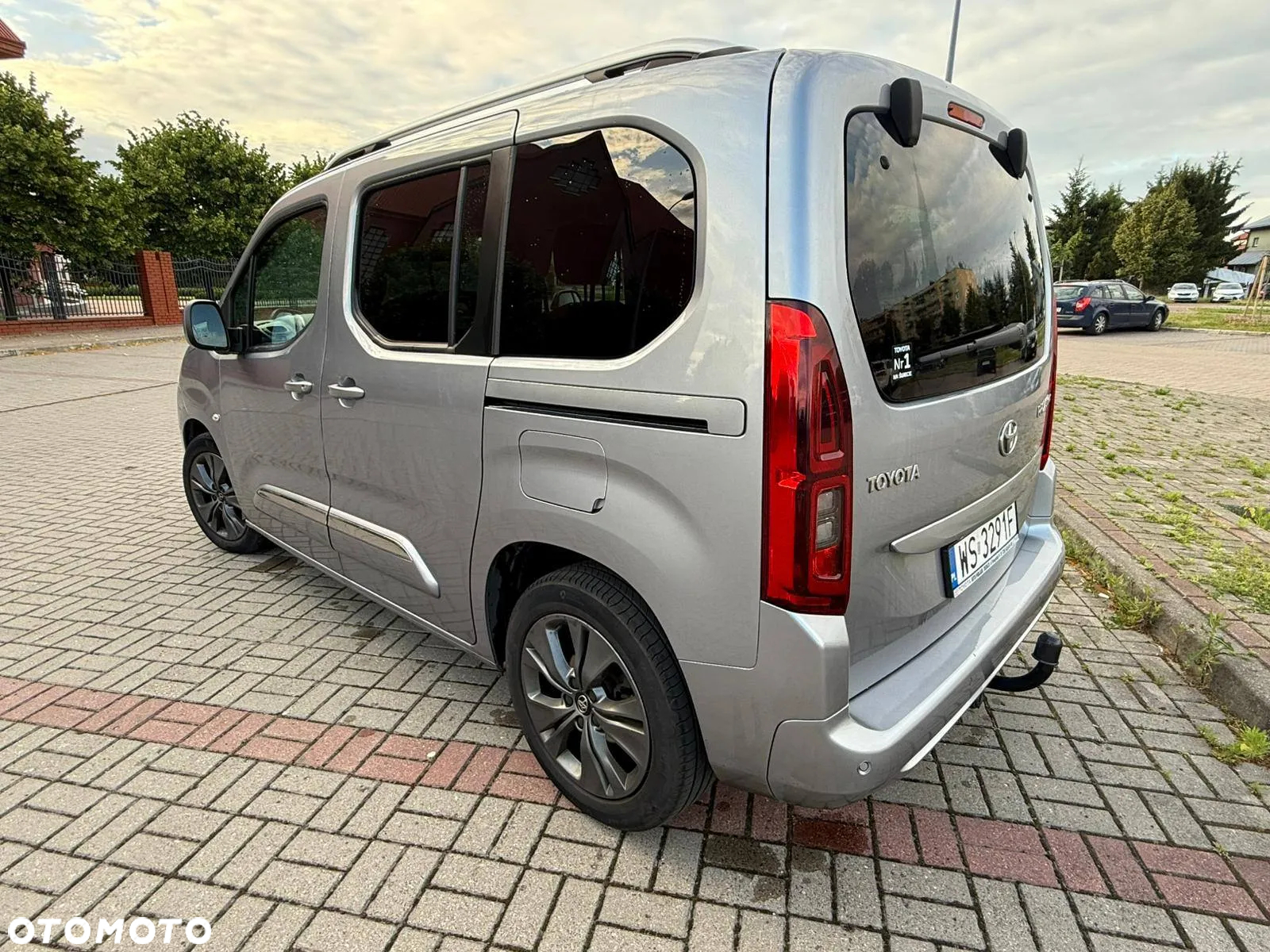 Toyota Proace City Verso 1.5 D-4D Business - 3