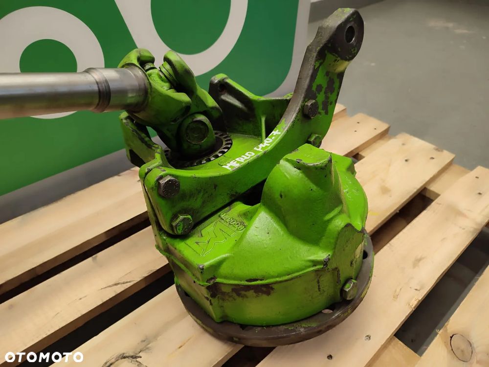 Zwolnica zwrotnica 050376 piasta półoś  Merlo Roto - 6