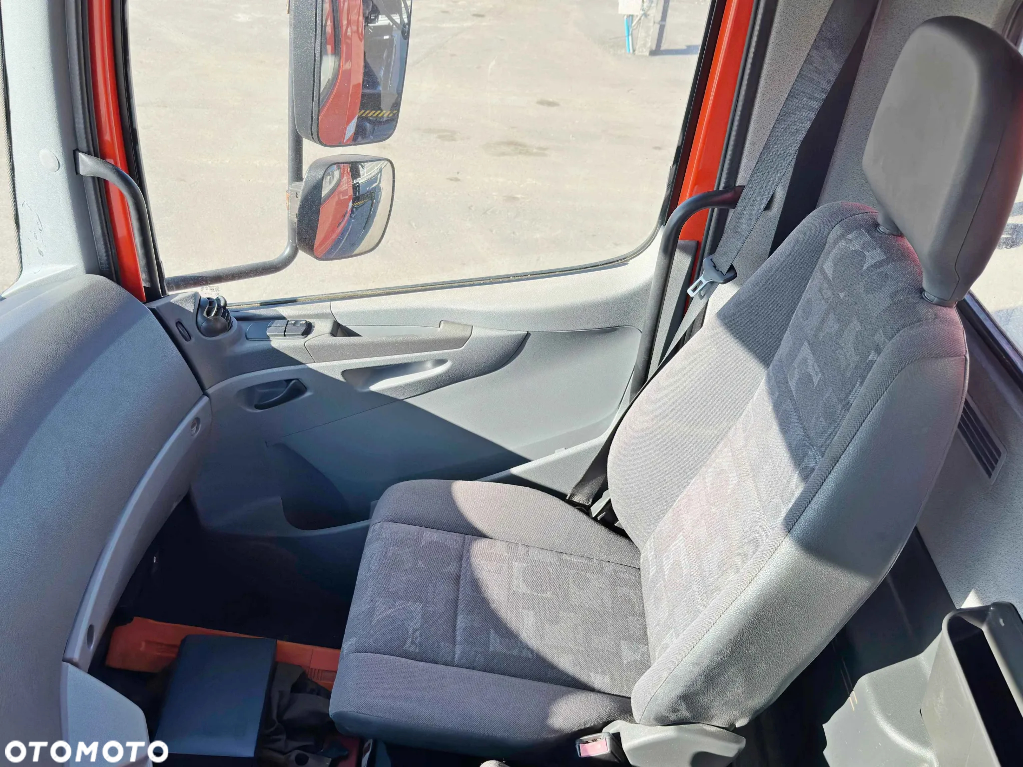 Mercedes-Benz AXOR 1829 * WYWROTKA 3,80 m * HIAB 111 HIDUO + PILOT * 4x4 - 9