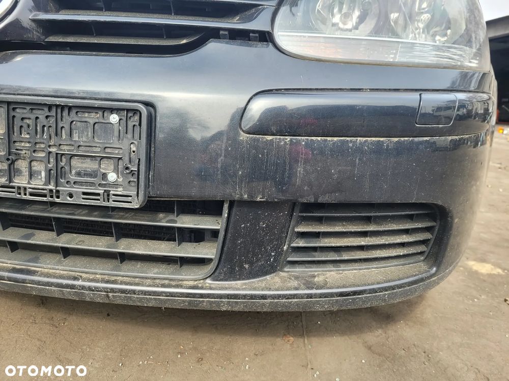 Zderzak Przód Volkswagen Golf V 2005r. LC9Z - 1