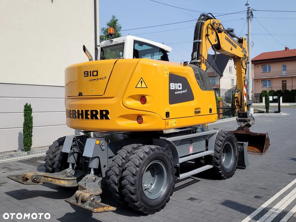 Liebherr A910 compact / 7800h / SUPER STAN / - 5