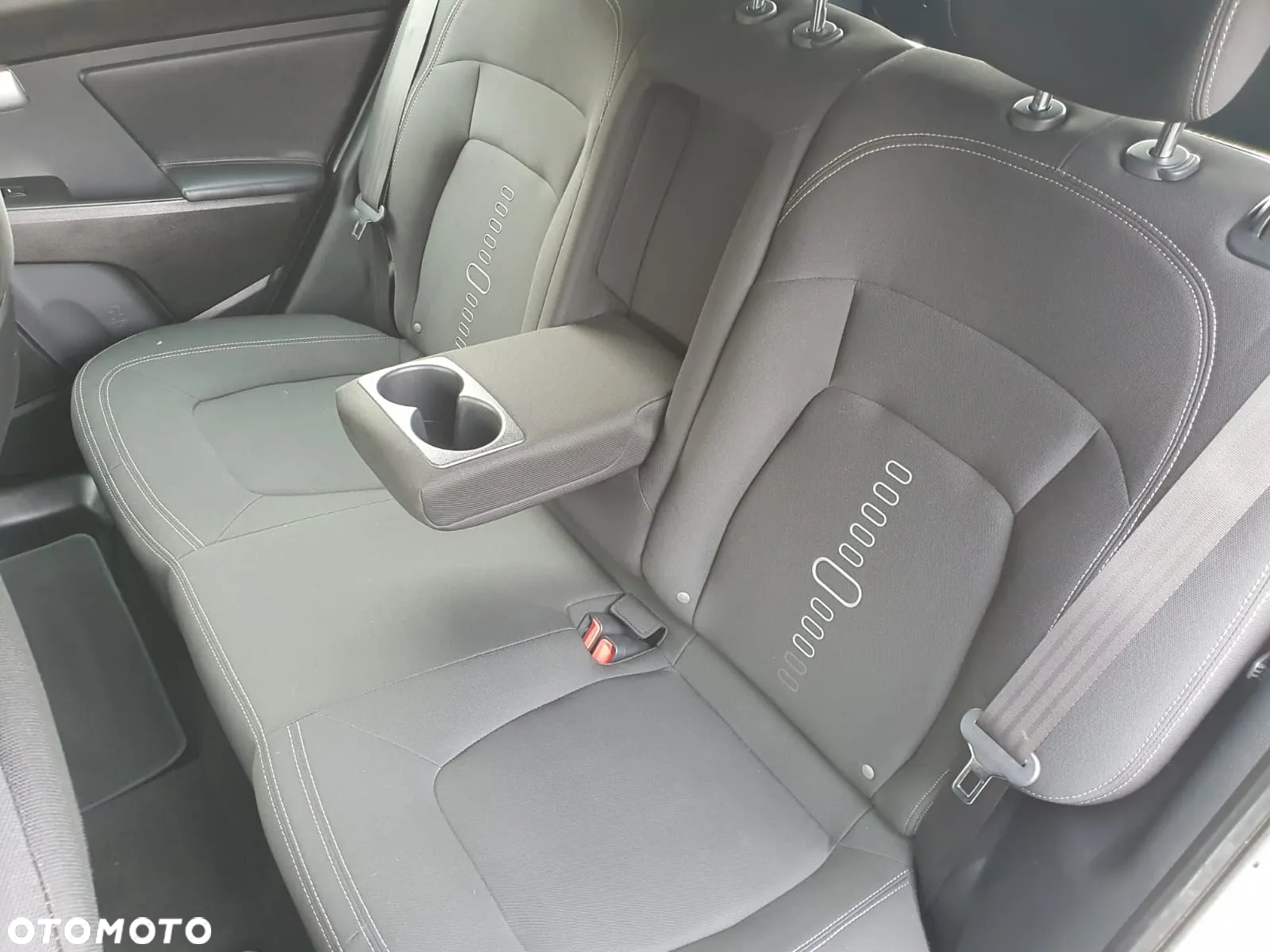 Kia Sportage 1.6 GDI Business Line L 2WD - 35