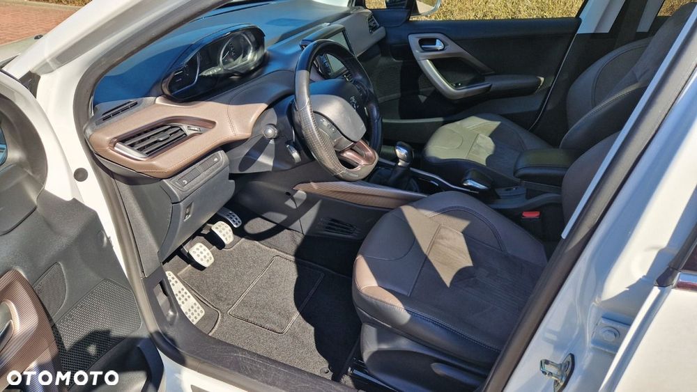 Peugeot 2008 120 VTI Allure - 5