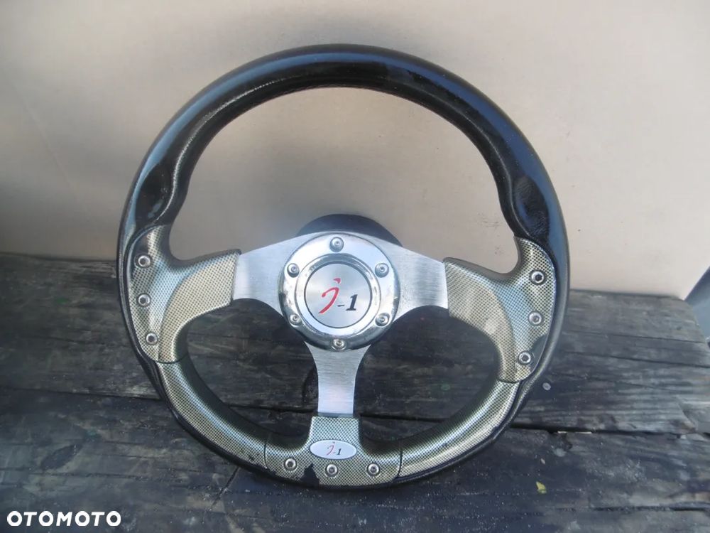 Kierownica sportowa J-1
