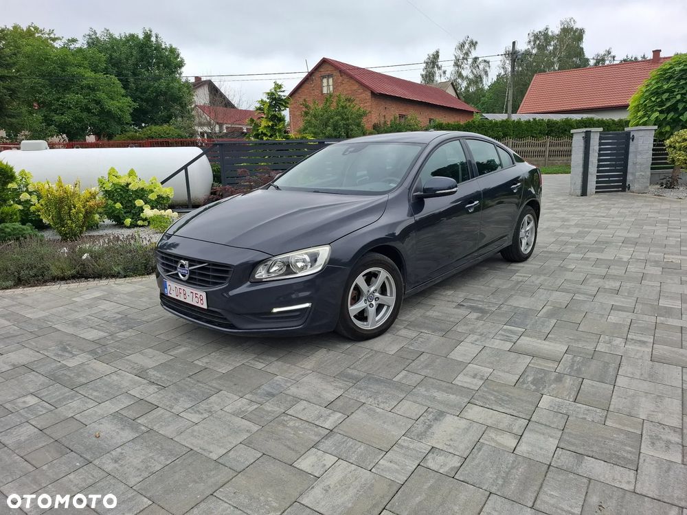 Volvo S60 D2 Momentum - 3