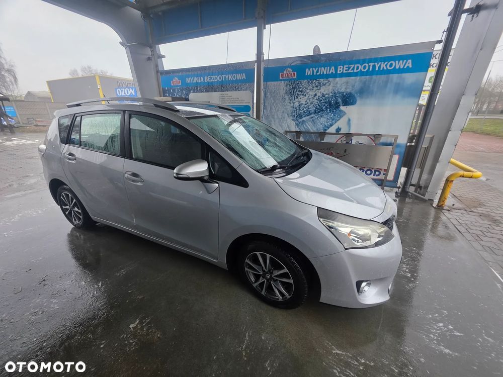 Toyota Verso 1.8 Edition - 2
