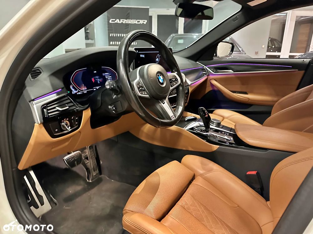 BMW Seria 5 520d xDrive MHEV M Sport sport - 3