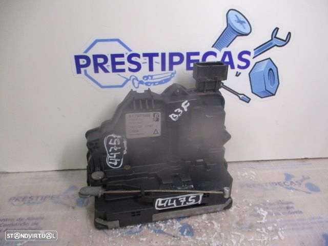 Fecho 51797569 FIAT GRANDE PUNTO 3 2008 1.3JTD 75CV 5P CINZENTO TE 6 PINOS  FIAT GRANDE PUNTO 3 2008 1.3JTD 75CV 5P CINZA ESCURO FD 6 PINOS - 2