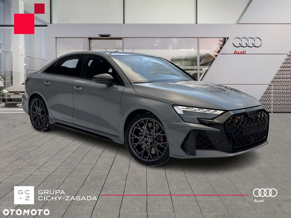 Audi RS3 Limousine - 7