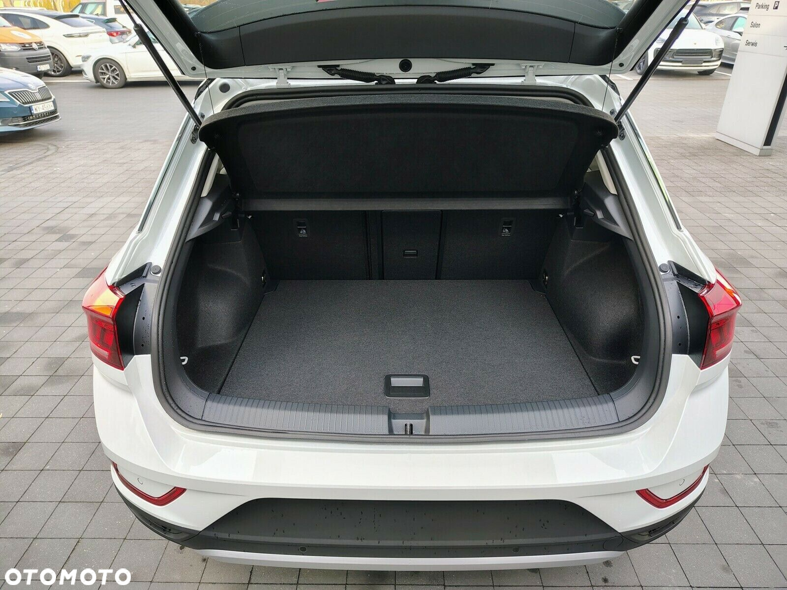 Volkswagen T-Roc - 7