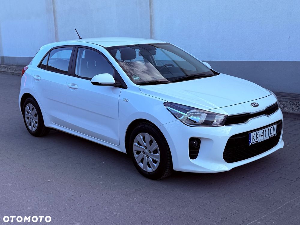 Kia Rio - 5