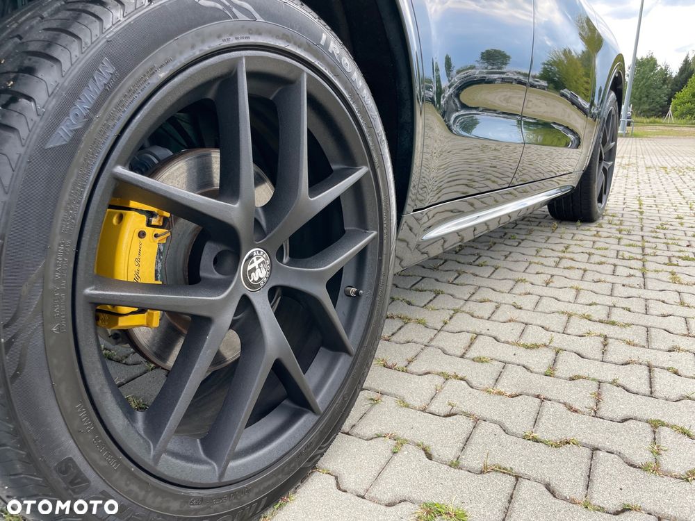 Alfa Romeo Stelvio 2.0 Turbo Veloce Q4 - 25