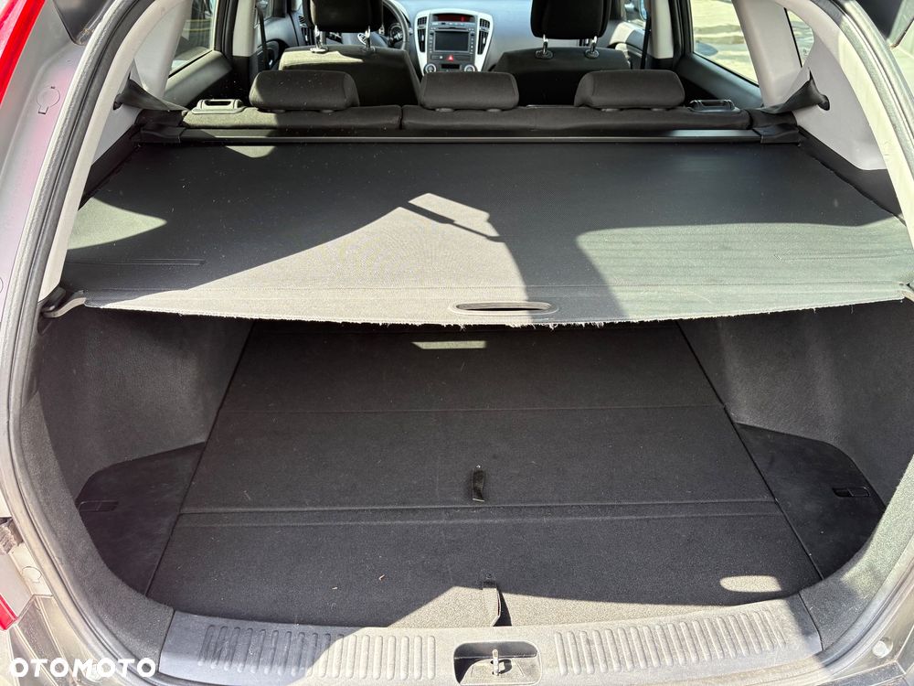 Kia Ceed 1.6 CRDi 90 Vision - 10