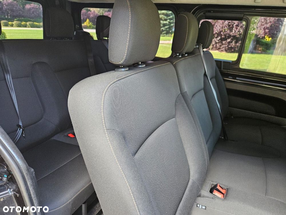 Renault Trafic - 23