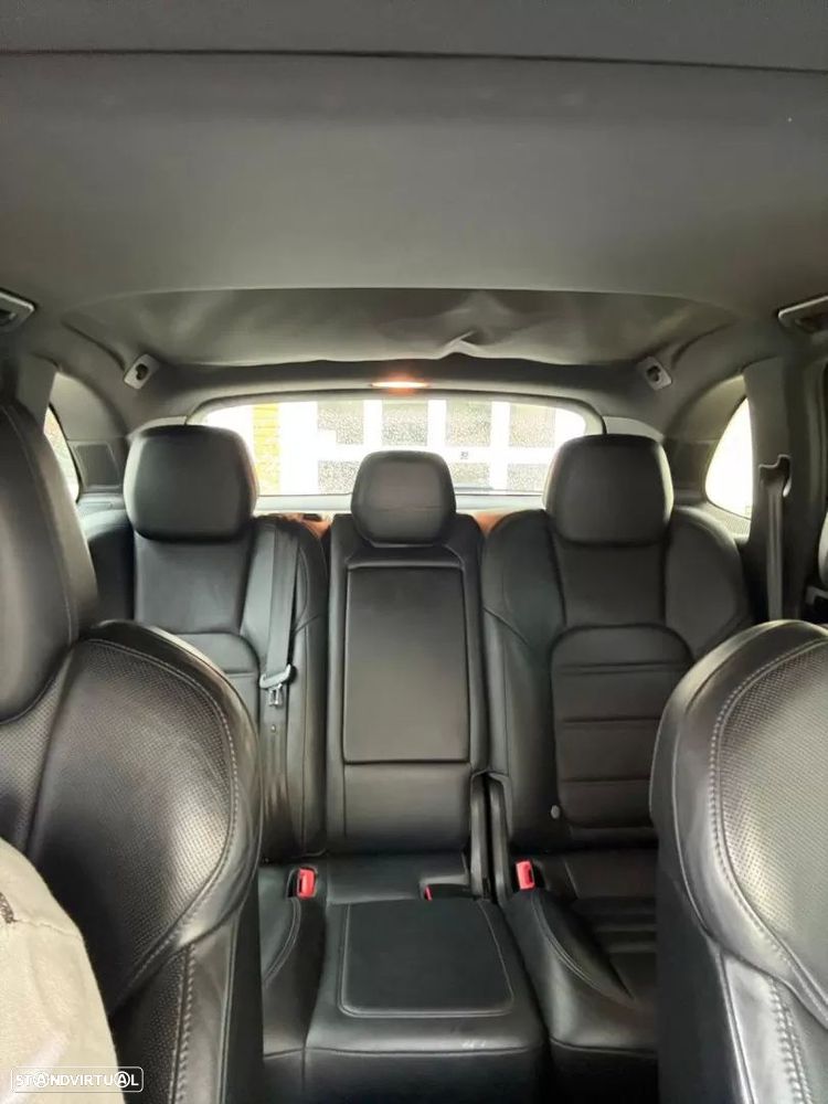Porsche Cayenne S E-Hybrid — fotografia 17