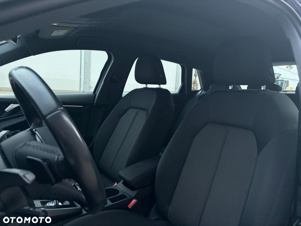 Audi A3 Sportback - 13