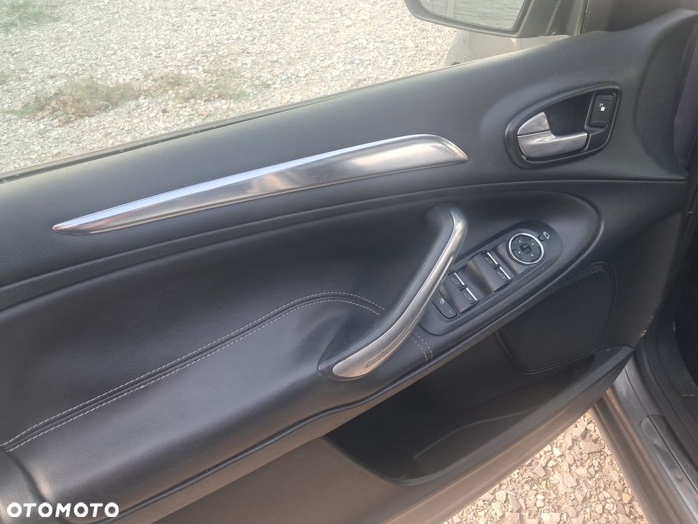 Ford S-Max - 12