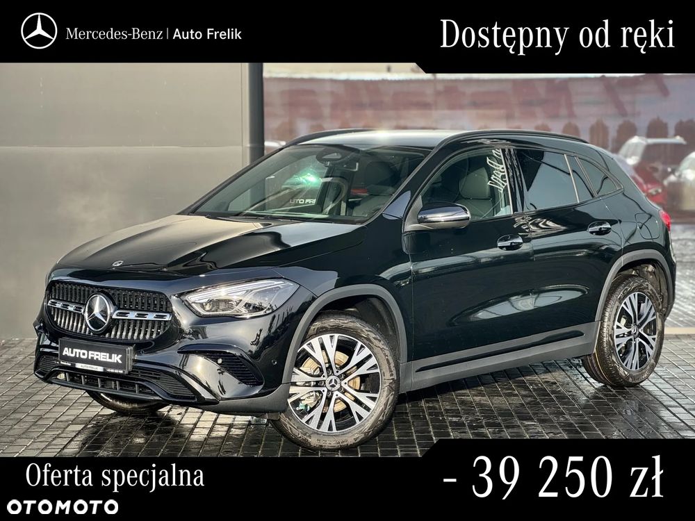 Mercedes-Benz GLA 200 Progressive - 1