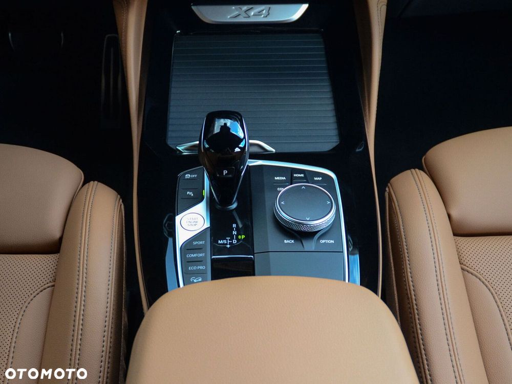 BMW X4 - 38