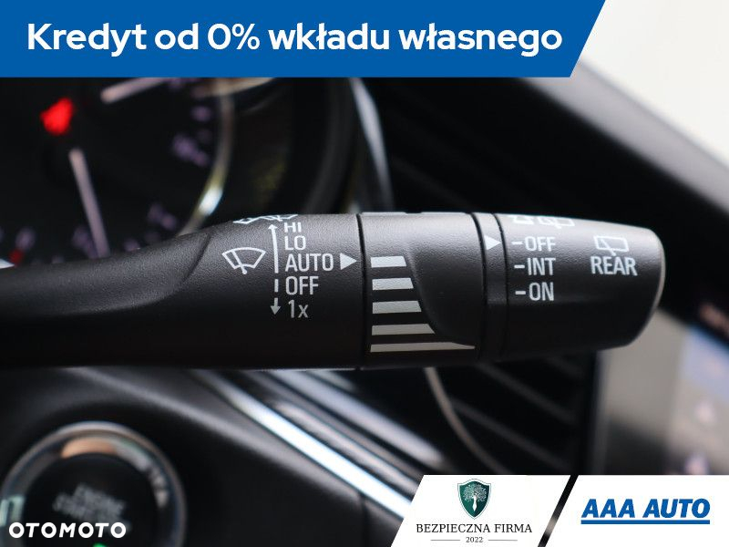 Opel Insignia - 24