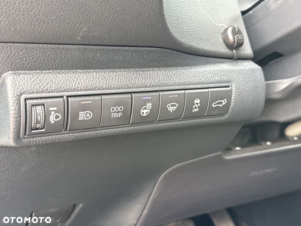 Toyota Corolla - 16