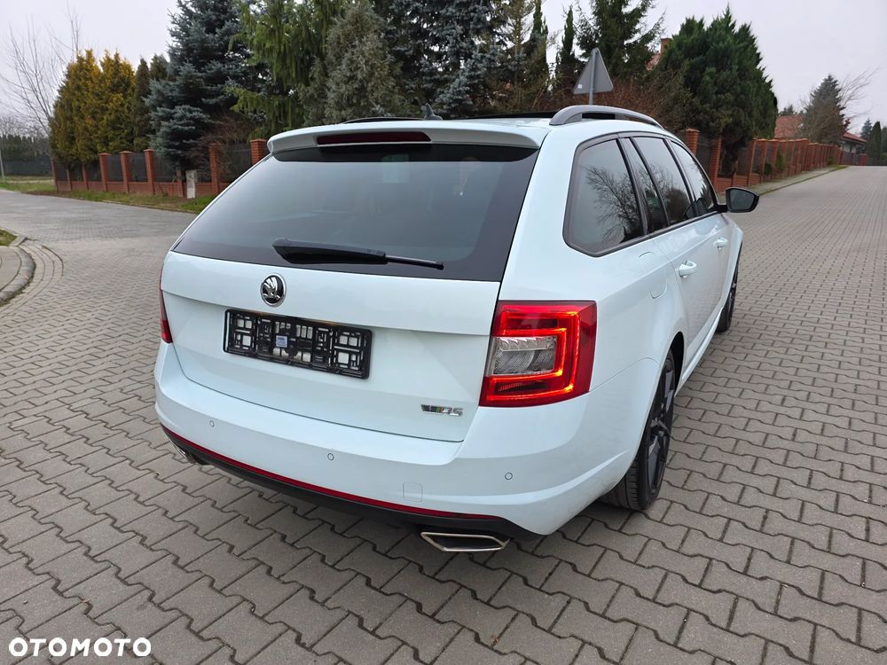 Skoda Octavia 2.0 TDI 4x4 DSG RS - 26