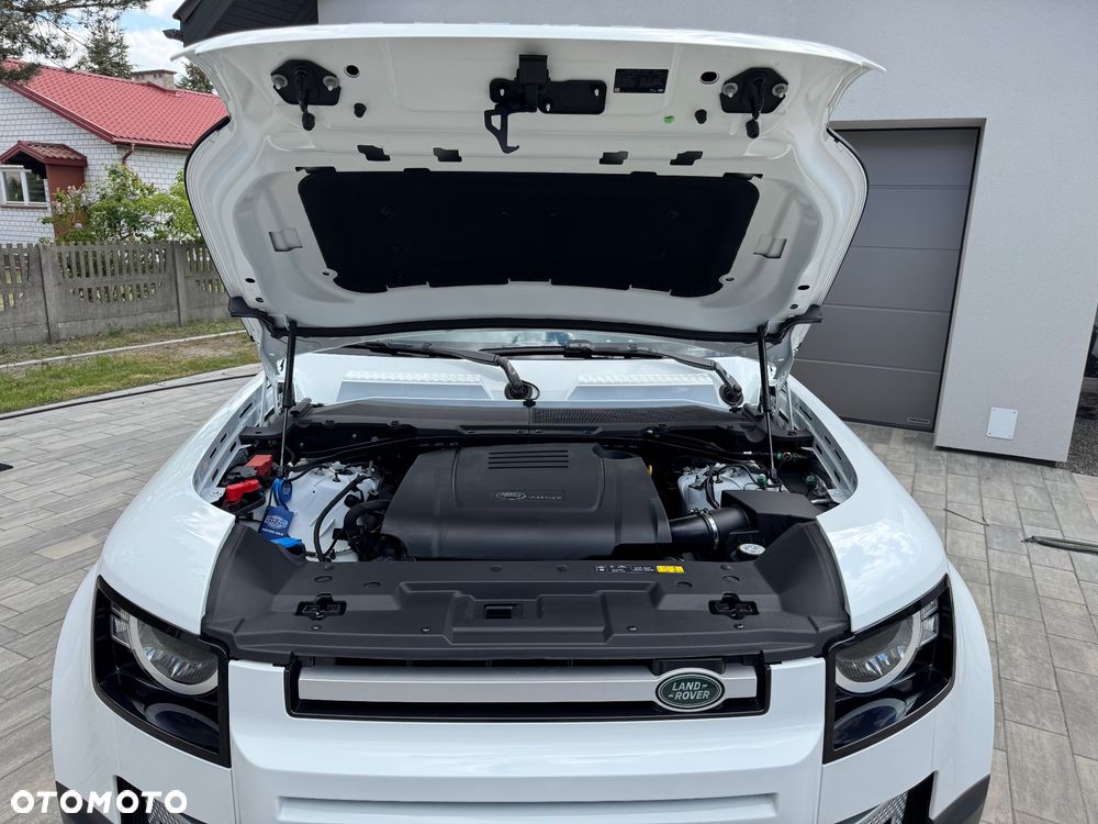 Land Rover Defender 110 P300 - 21