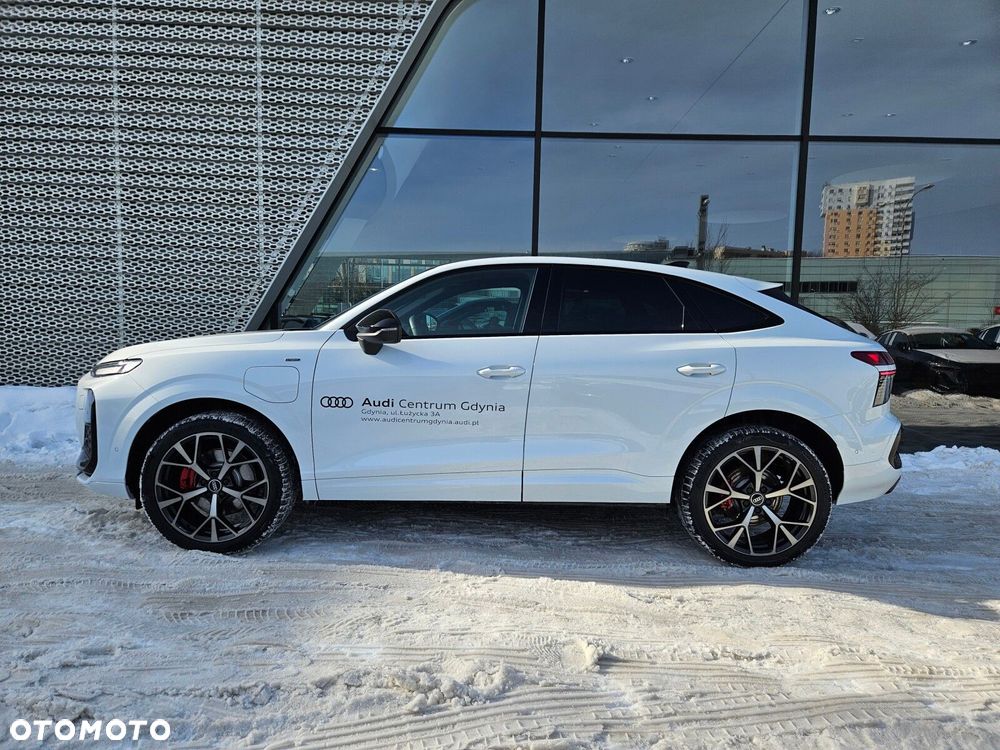 Audi Q3 Sportback - 4