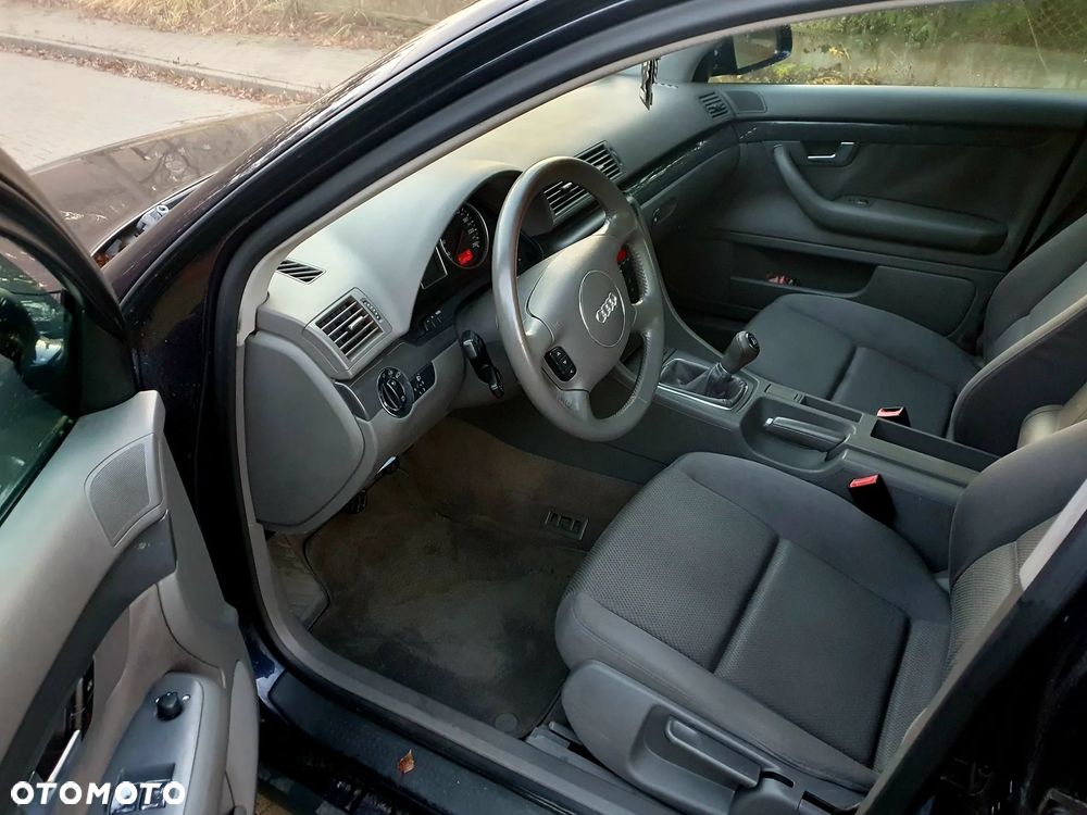 Audi A4 Limousine 2 - 13