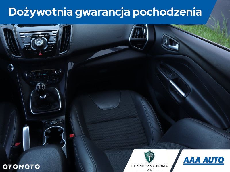 Ford Kuga - 10
