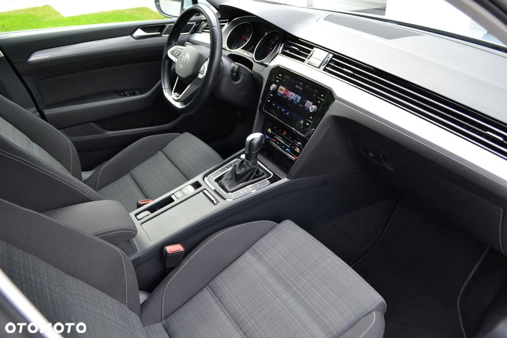 Volkswagen Passat 2.0 TDI EVO Business DSG - 14