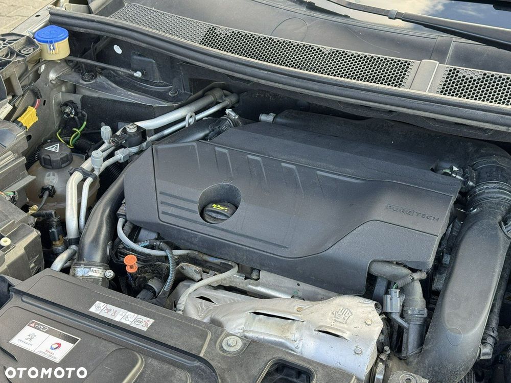 Peugeot 3008 225 e-EAT8 Allure Pack - 19