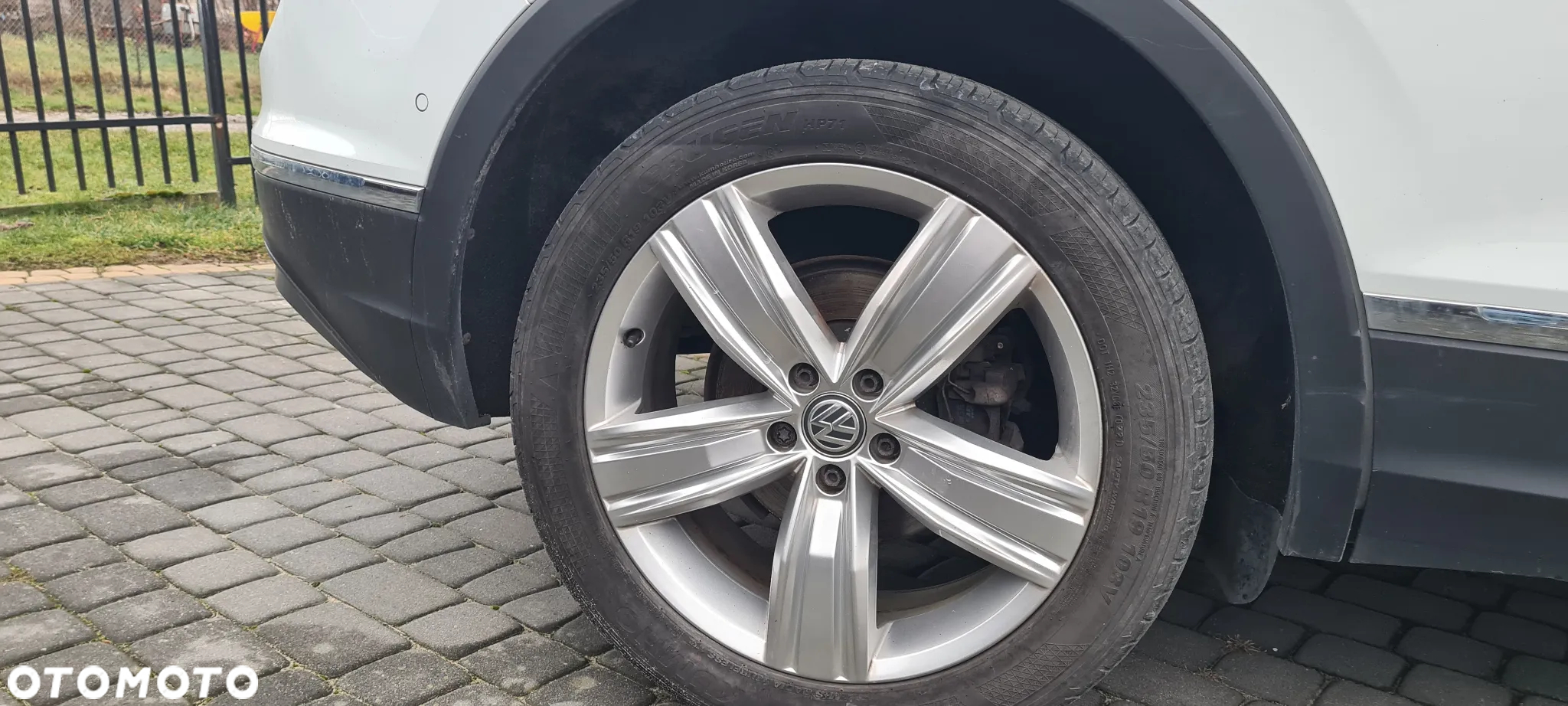 Volkswagen Tiguan 2.0 TDI BMT SCR 4Mot Comfortline DSG - 34