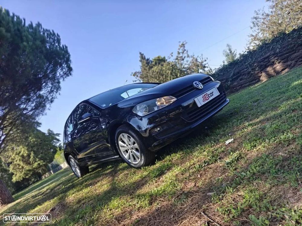 VW Golf 1.6 TDi Trendline BlueMotion - 2