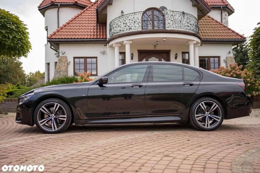 BMW Seria 7 740d xDrive - 11