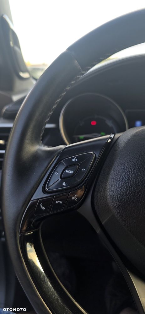 Toyota C-HR - 11