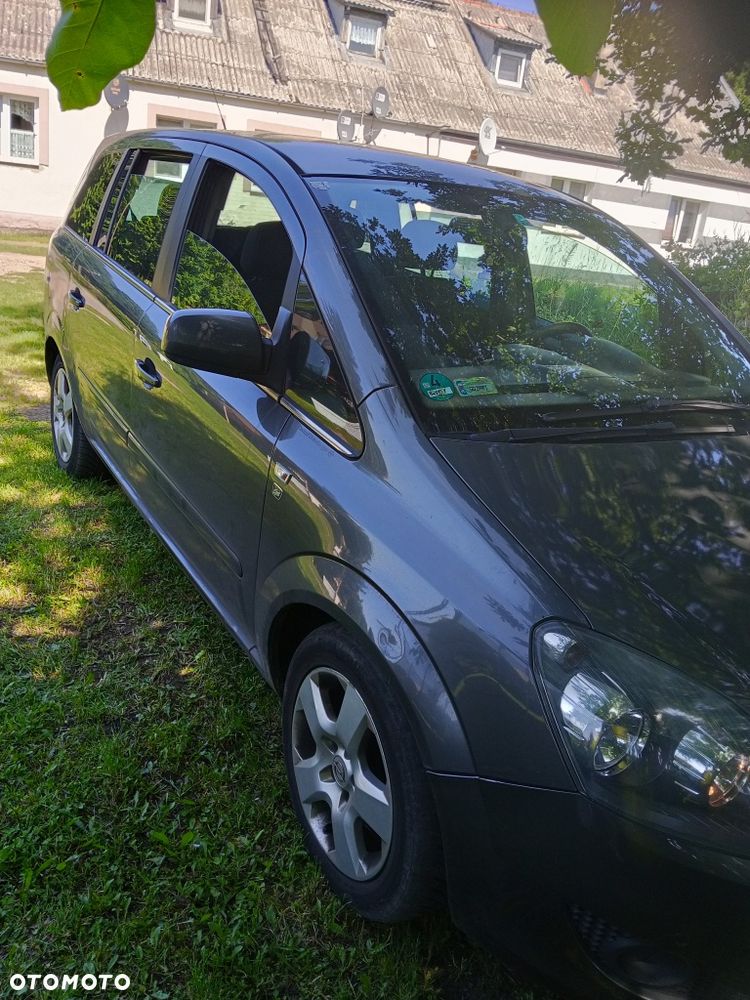 Opel Zafira - 3
